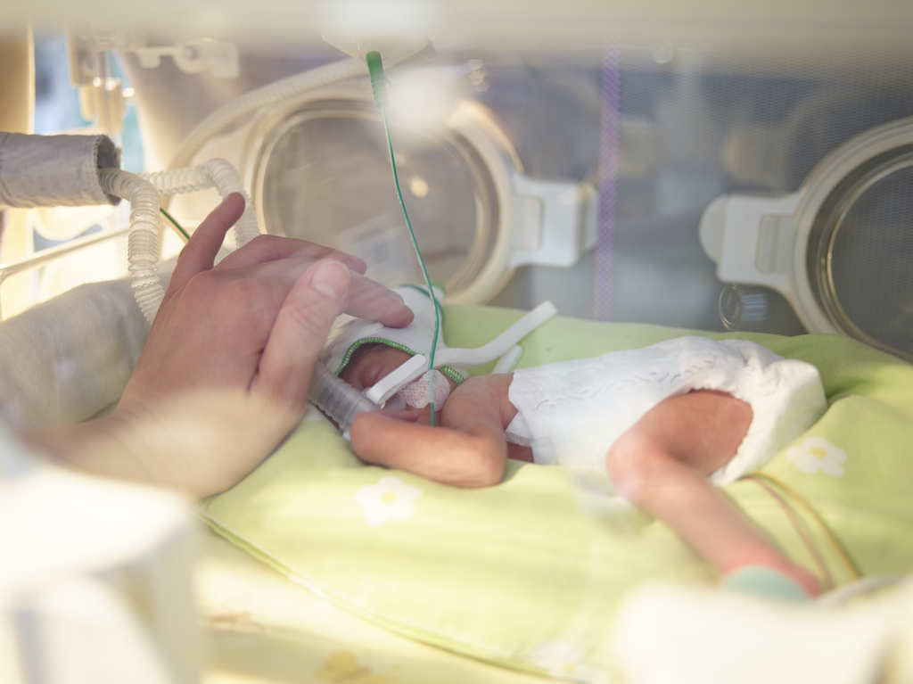 Was ist eine Frühgeburt? Wann spricht man von einer Frühgeburt?